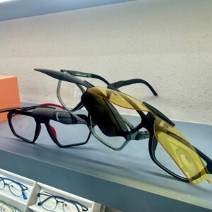 Eyewear & Glasses